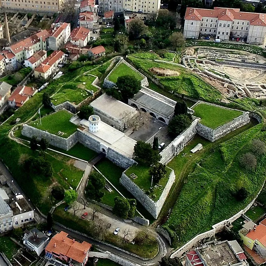 City Center Studio 4 Two Pula 0*,